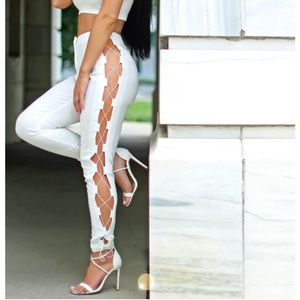 NWT Carli Babel X Missguided white pants